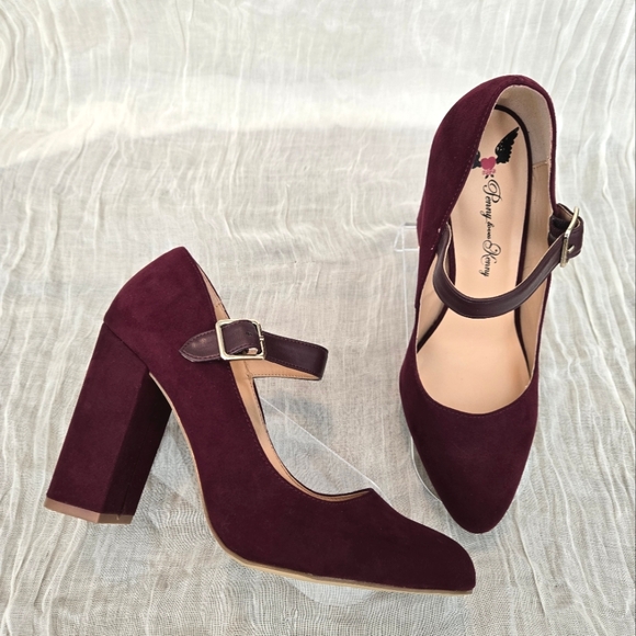 Penny loves Kenny velvet, wine colored pumps, Size 8, 4" heel - Picture 2 of 3